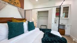 World Cup Luxury Rooftop Terrace Sleeps 7
