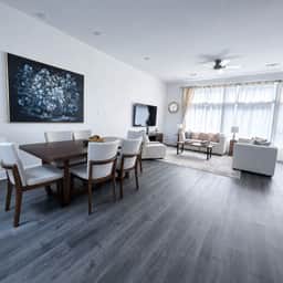 NRG World Cup Stay 3 Stories Sleeps 8