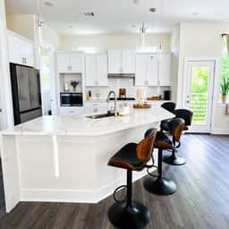 NRG World Cup Stay 3 Stories Sleeps 8