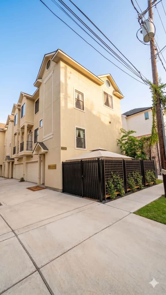 Houston Heights Getaway 3BR Near Downtown