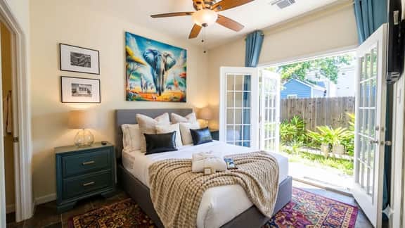 Houston Heights Getaway 3BR Near Downtown