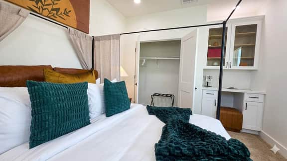 World Cup Luxury Rooftop Terrace Sleeps 7