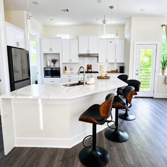 NRG World Cup Stay 3 Stories Sleeps 8