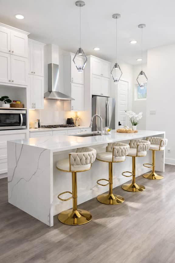 NRG Houston Getaway | King Bed | Private Garage